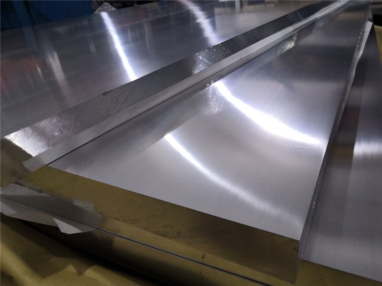 Tầm quan trọng và ứng dụng của thép tấm cán nguội The importance and application of cold-rolled steel plates